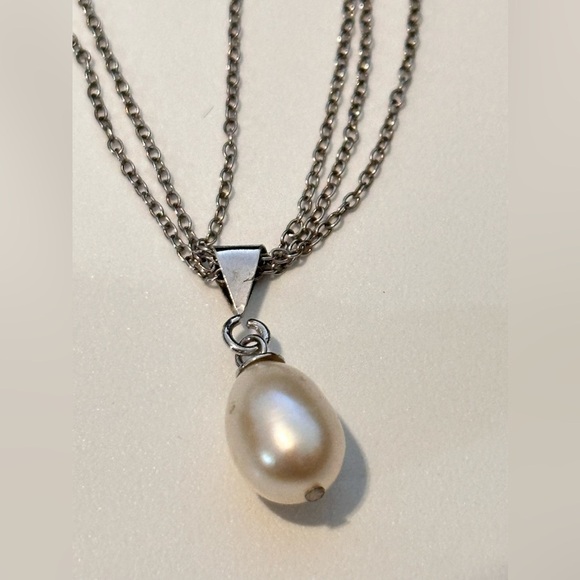 Unique Vintage Jewelry - Simulated Pearl Pendant .925 Sterling Silver Multi 3 Strand Necklace 18’ 5411 L